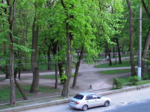 Апартаменты двухкомнатные для 6х около парка в центре Львів Екстер'єр фото